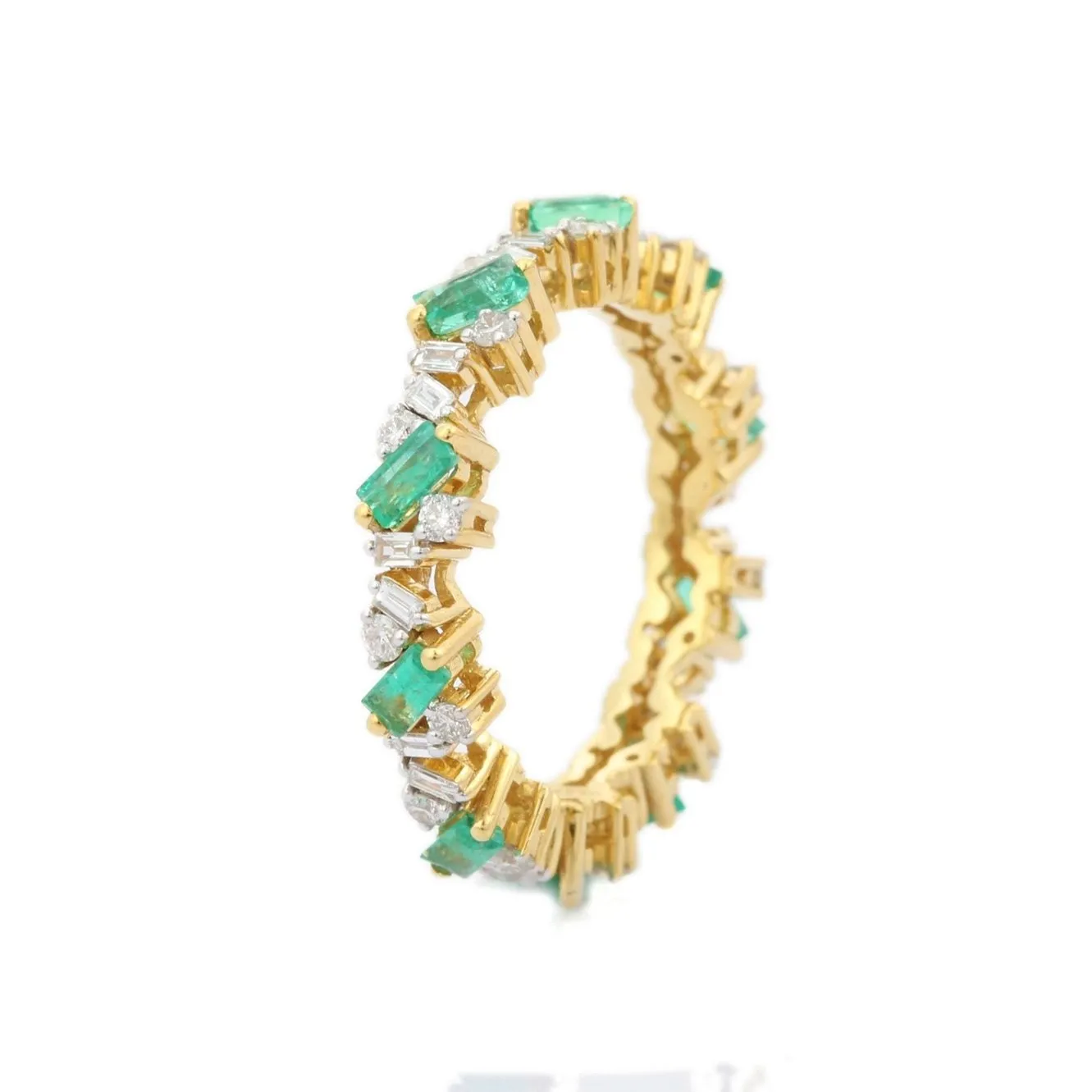 18K Yellow Gold Emerald Diamond Ring