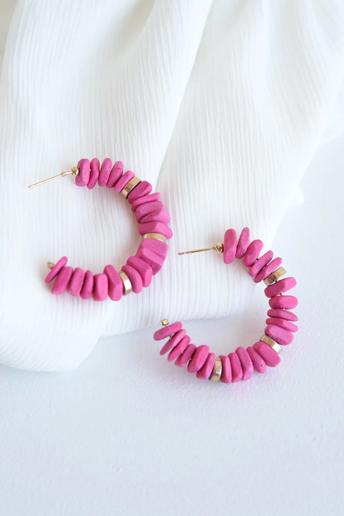 BEADED HOOP EARRINGS -PINK