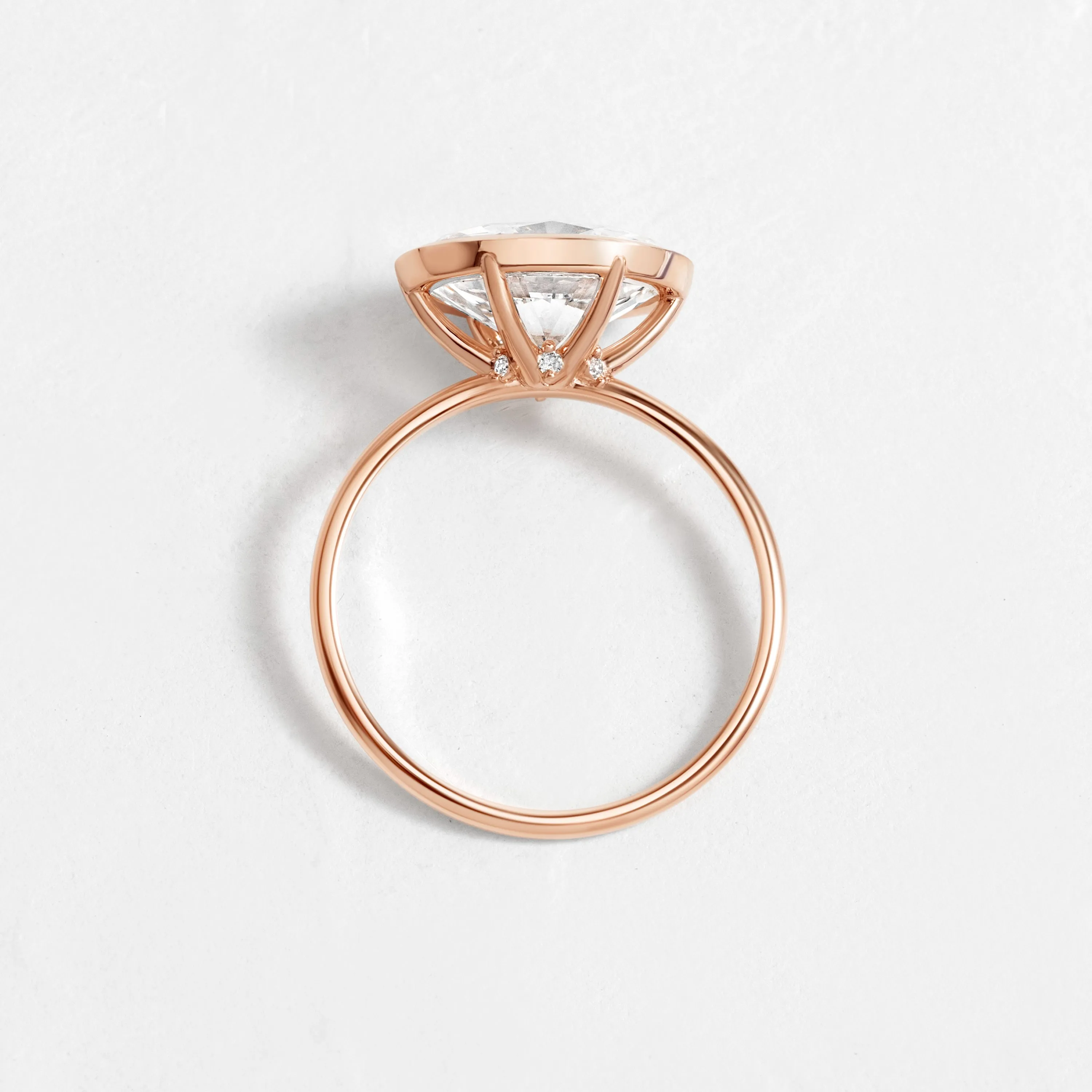 Formation Ring, Oval Cut