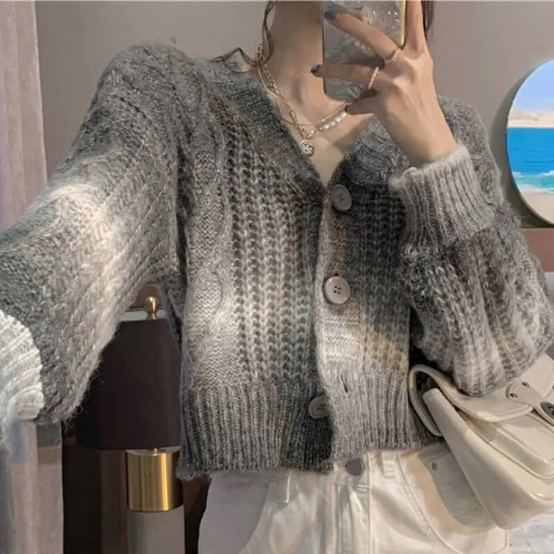 Gradient short knit cardigan by29005