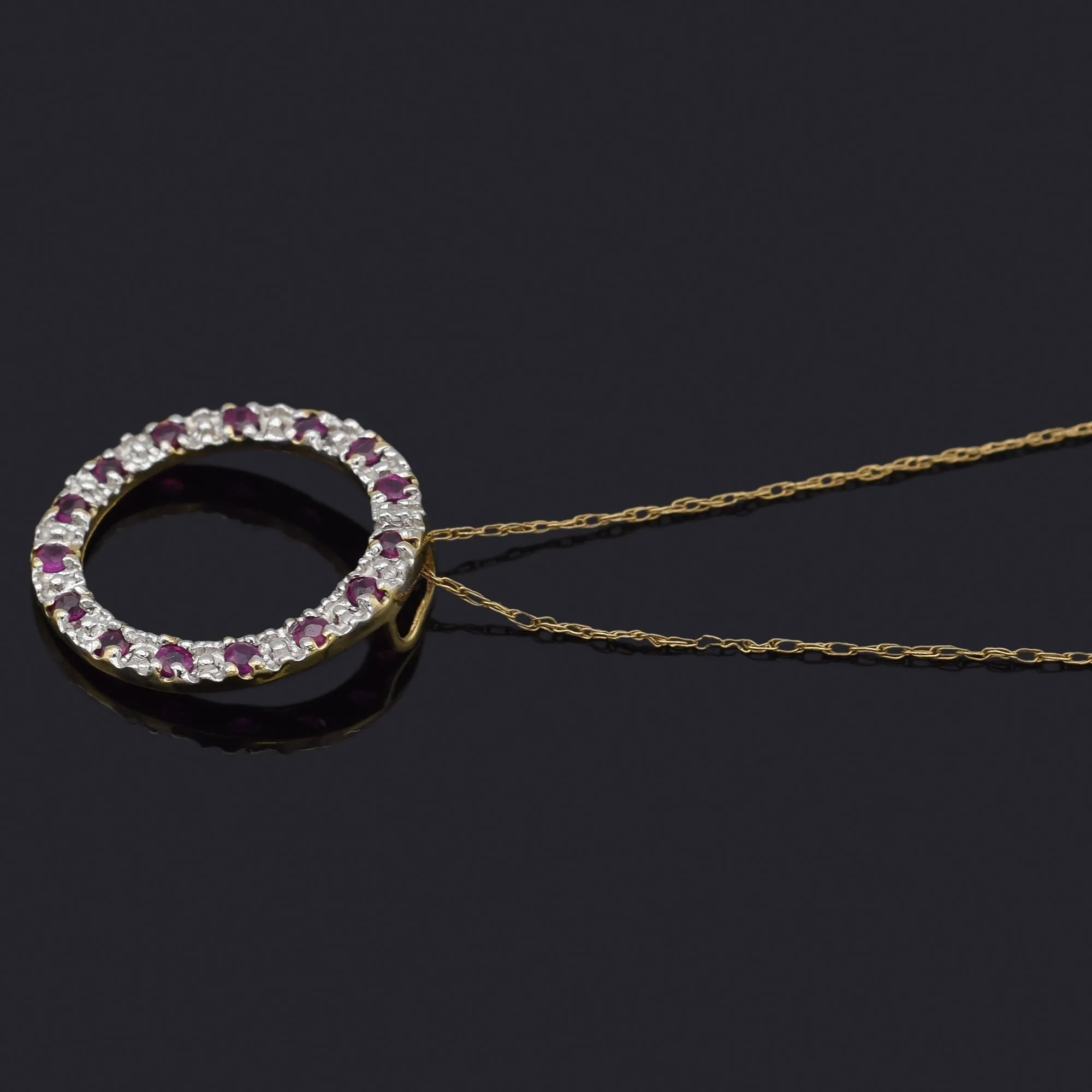 Vintage 10K Yellow Gold Ruby & Diamond Open Circle Pendant Necklace