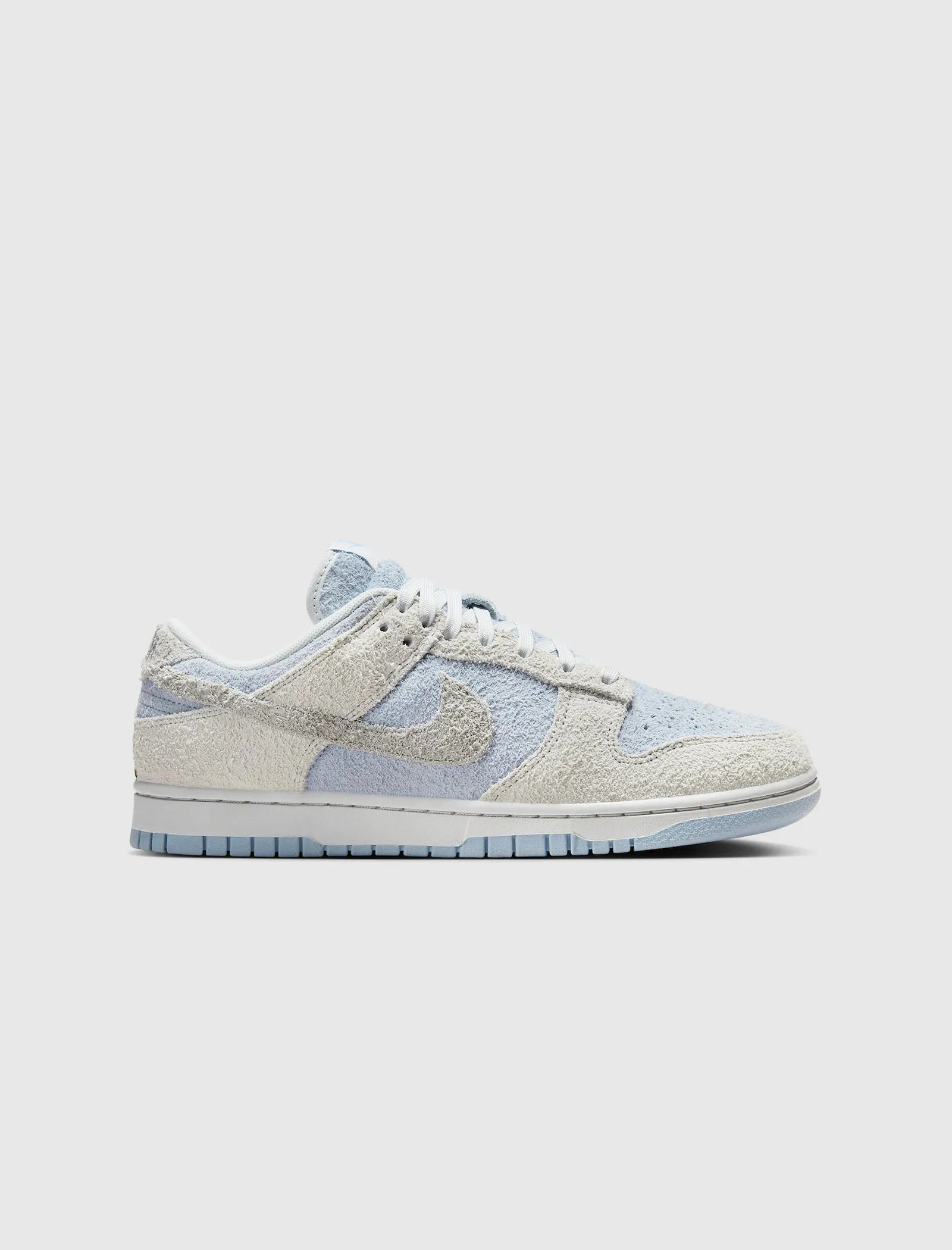 WOMEN'S DUNK LOW PHOTON DUST/LIGHT SMOKE GREY/ LIGHT ARMORY BLUE